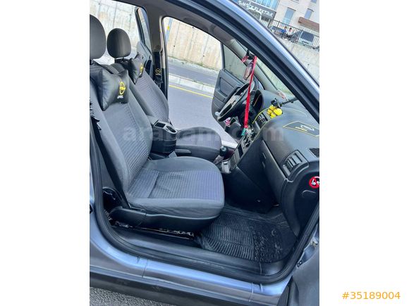 Opel Astra Enjoy 1.6 16V