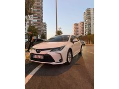 Sahibinden Toyota Corolla 1.8 Hybrid Dream 2020 Aralık çıkışlı Adana