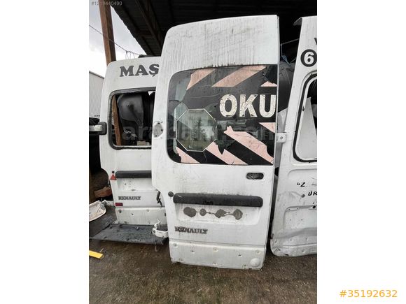 Renault master 2 sol arka bagaj kapağı
