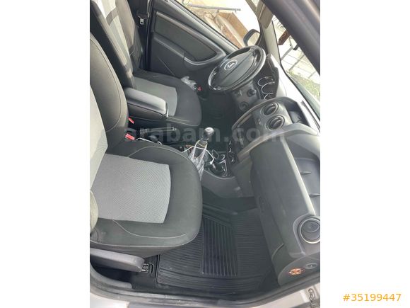 ilk Sahibinden Dacia Duster 4*4 1.5 dCi Laureate 2016 Model 