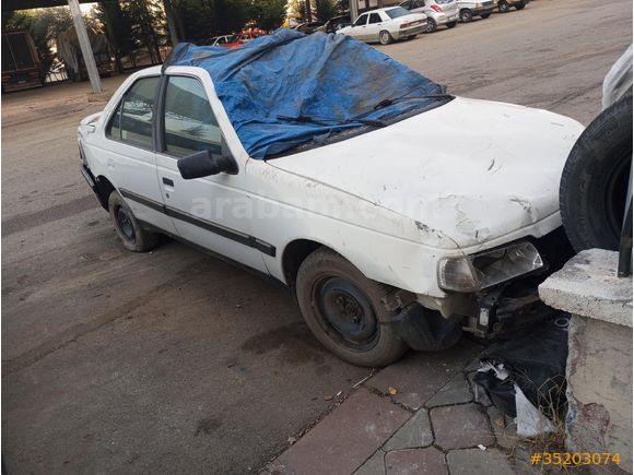 Galeriden Peugeot 405 Ankara tüm yedek parçaları  satılır