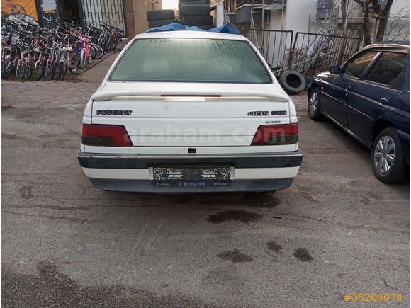 Galeriden Peugeot 405 Ankara tüm yedek parçaları  satılır