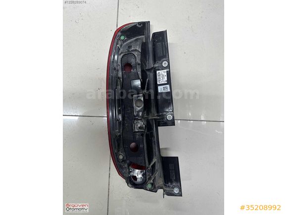 Fiat Doblo 2015 Sonrası Sağ Stop Lambası Çift Kapı 52044715