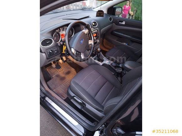 Sahibinden Ford Focus 1.6 Titanium 2011 Model