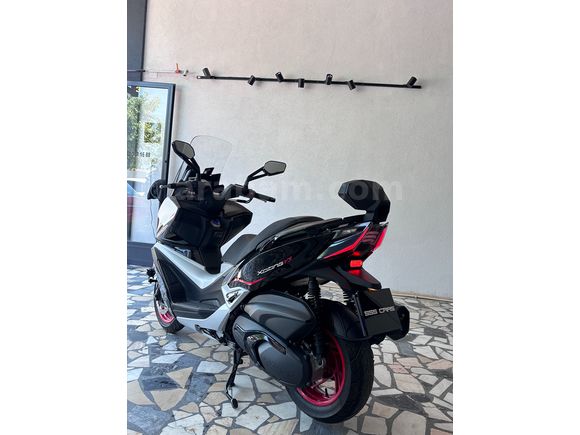 SSS CARS TAN KYMCO XCİTİNG 400 LİMİTED EDİTİON SADECE 8900 KM DE