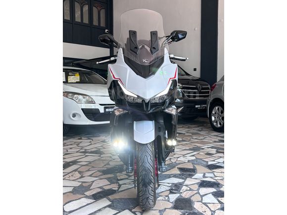 SSS CARS TAN KYMCO XCİTİNG 400 LİMİTED EDİTİON SADECE 8900 KM DE