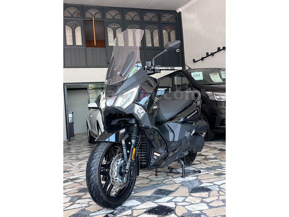 SSS CARS TAN SERVİS BAKIMLI SADECE 6400 KM DE  SYM JOYRİDE16 300 TCS