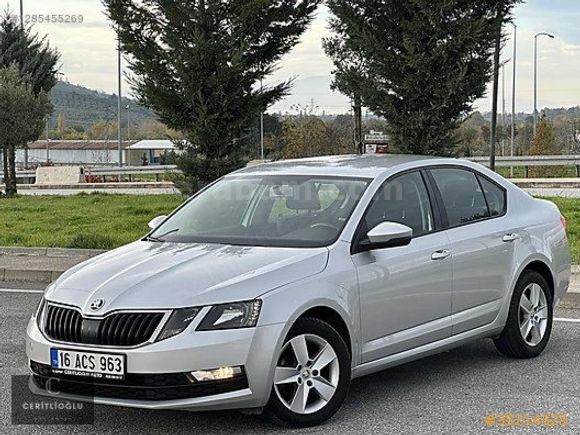 2018 OKTAVİA OTOMATİK BOYASIZ ÇİZİKSİZ YETKİLİ SERVİS BAKIMLI