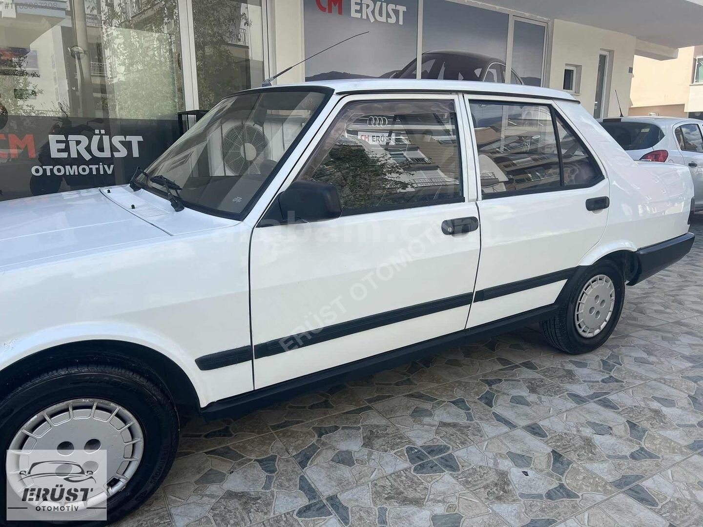Galeriden Tofaş Şahin S 1996 Model Antalya 33.700 km Beyaz 3