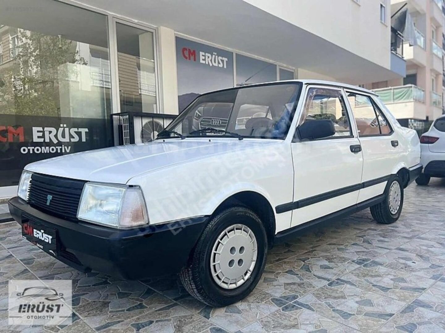 Galeriden Tofaş Şahin S 1996 Model Antalya 33.700 km Beyaz 2