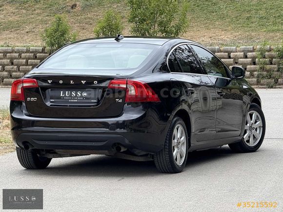 LUSSO GARAJ'dan VOLVO S60 2.0T PREMİUM POWERSHİFT