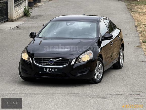 LUSSO GARAJ'dan VOLVO S60 2.0T PREMİUM POWERSHİFT