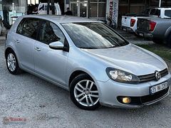 Karaca Otomotiv'den Hatasız Boyasız VW Golf Comfortlıne