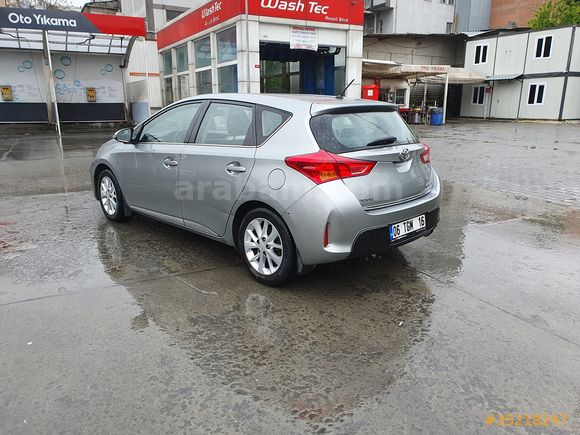 Sahibinden Toyota Auris 1.6 Advance 2013 Model