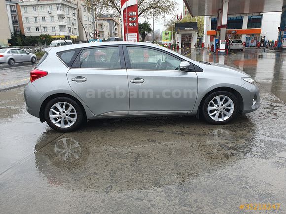 Sahibinden Toyota Auris 1.6 Advance 2013 Model