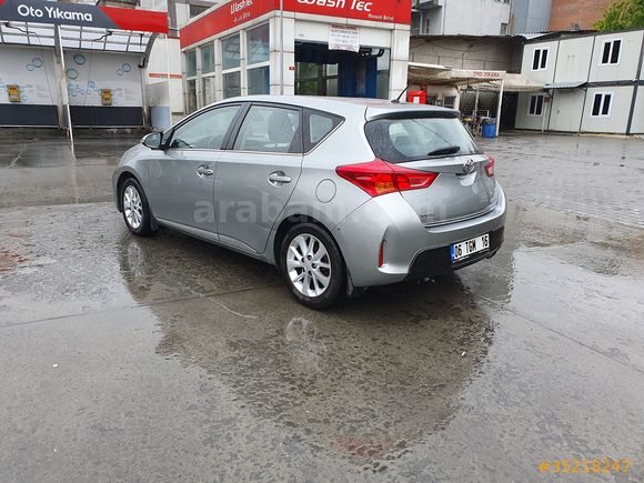Sahibinden Toyota Auris 1.6 Advance 2013 Model