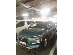 Sahibinden 4x4 Hyundai Kona 1.6 T-GDI 2018 Model. 63.400 km. Boya-Değişen-Tramer yok.