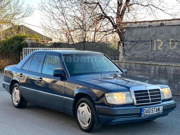  Mercedes - Benz E 200 1993 Model Değişensiz KİLİMALI  