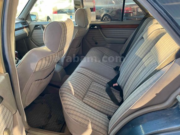  Mercedes - Benz E 200 1993 Model Değişensiz KİLİMALI  