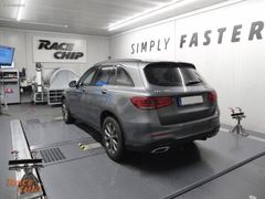 Mercedes GLC 300 245 PS 370 Nm RaceChip GTS5 Black ChipTuning