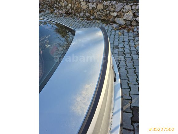 Memurdan hatasız boyasız düşük km clio