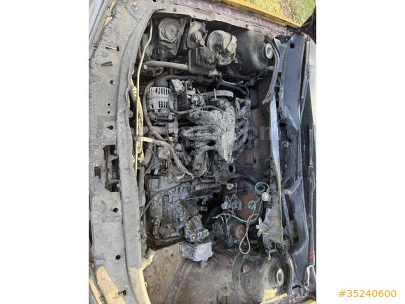 2001 SKODA OCTAVİA MOTOR İÇİ YANIK