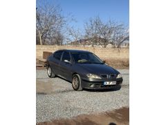 Sahibinden Renault Megane 1.9 DTi Expression 2002 Model 