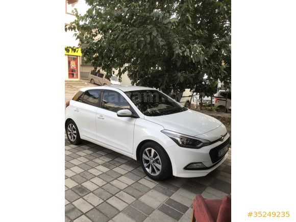 Sahibinden Hyundai i20 1.2 MPI Style 2016 Model 