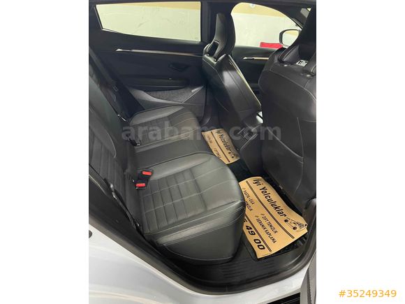 Sahibinden Renault Megane E-Tech Iconic 2024 Model 