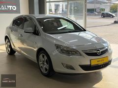 MES AUTO' DAN OTOMATİK TESLA EKRANLI ASTRA
