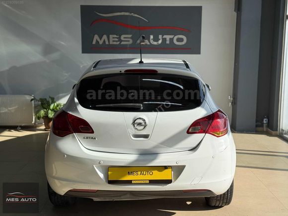 MES AUTO' DAN OTOMATİK TESLA EKRANLI ASTRA