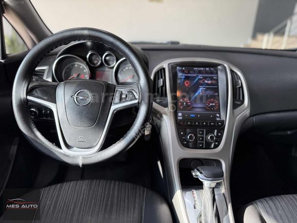 MES AUTO' DAN OTOMATİK TESLA EKRANLI ASTRA