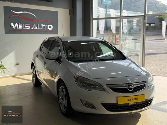 MES AUTO' DAN OTOMATİK TESLA EKRANLI ASTRA