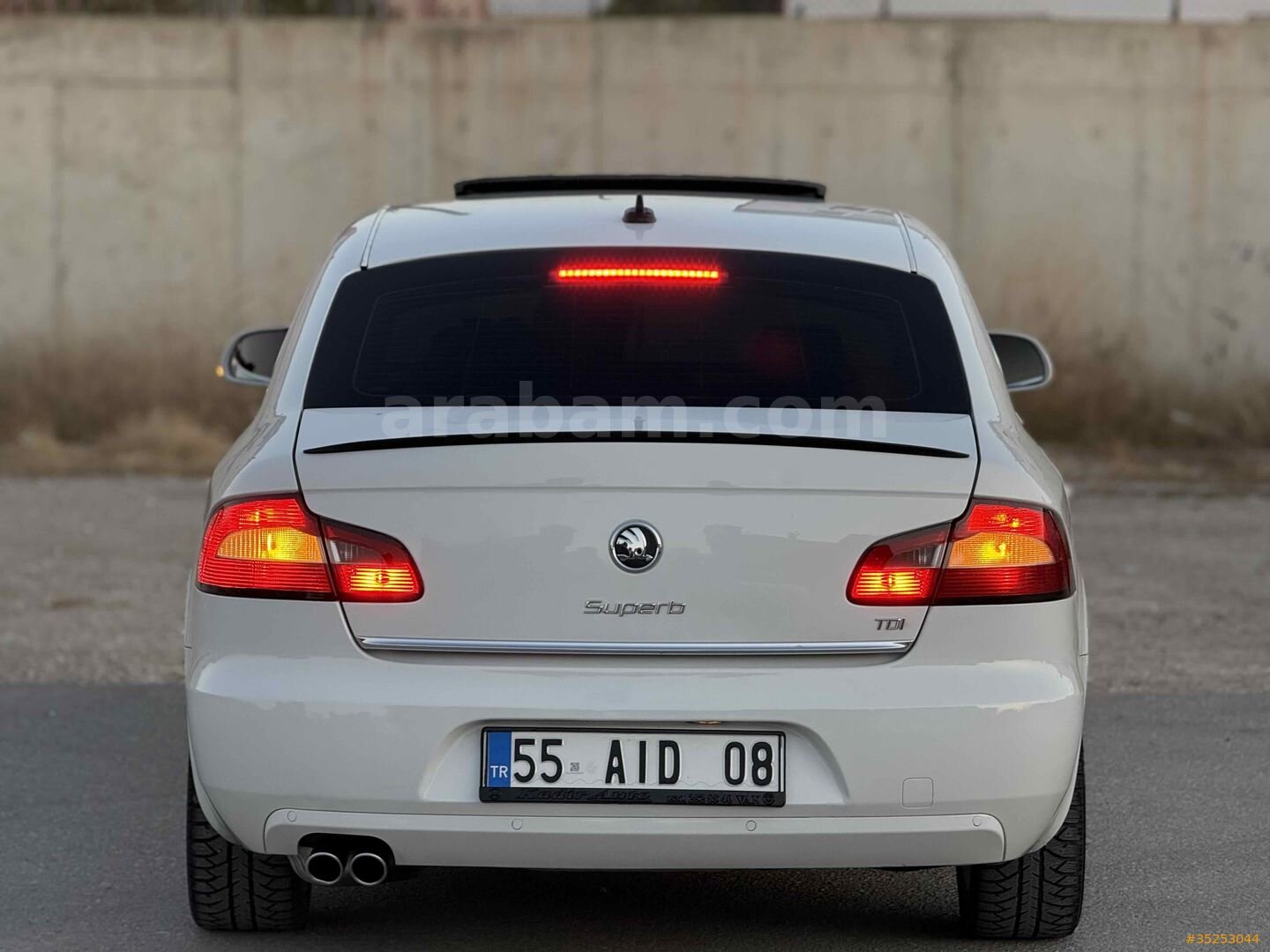 Galeriden Skoda SuperB 1.6 TDI Prestige 2013 Model Van 295.000 km Beyaz 4