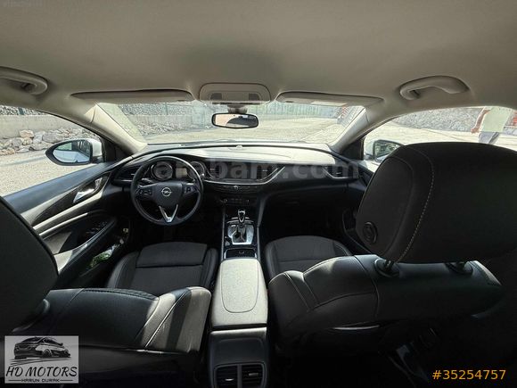 OPEL İNSİGNİA