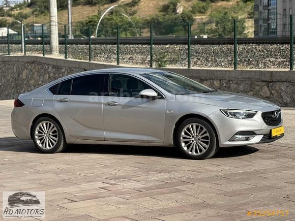 OPEL İNSİGNİA