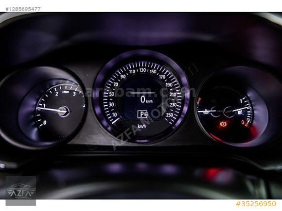 AZFA MOTORS 2016 RENAULT MEGANE 1.5 DCİ TOUCH PLUS OTOMATİK