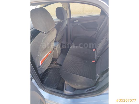 Sahibinden Ford Focus 1.6 TDCi Ghia 2006 Model