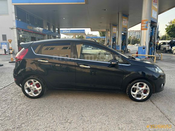 Memurdan Ford Fiesta 1.4 TDCi Titanium 2009 Model 