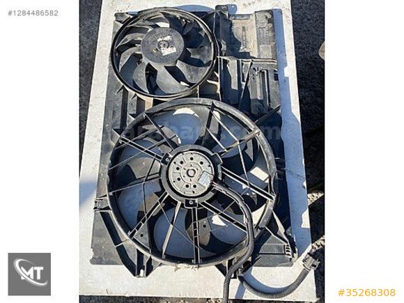 VW Transporter T5 Fan Paneli Motorlu