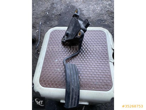Kango 3 1.5 Dci Gaz Pedalı 8200436864
