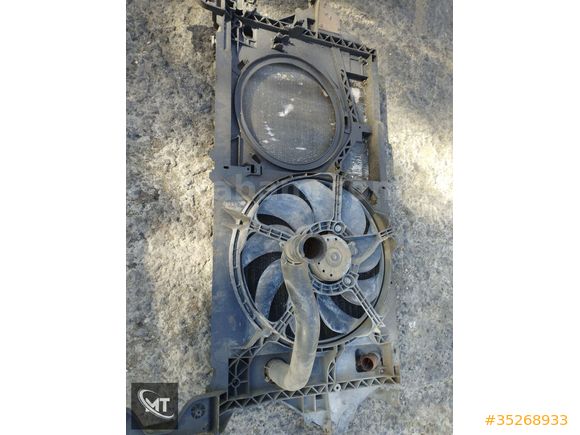 Renault mastır 2 fan paneli