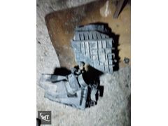 Ford transit hava filtre kutusu