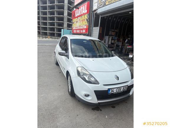 Sahibinden Renault Clio 1.5 dCi Night & Day 2012 Model