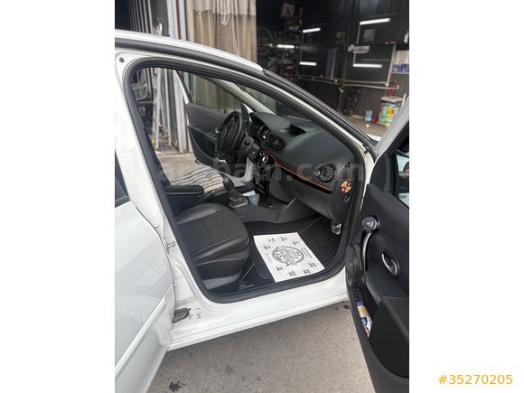 Sahibinden Renault Clio 1.5 dCi Night & Day 2012 Model