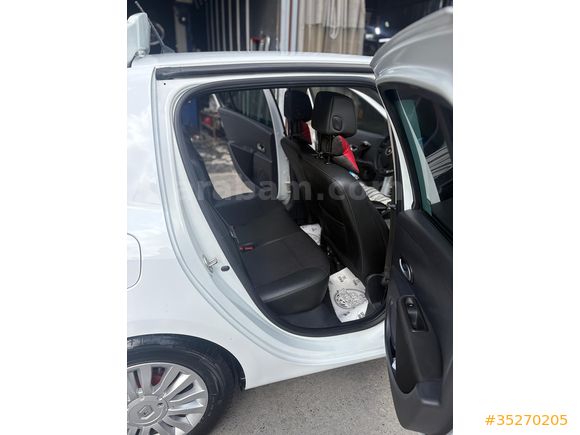 Sahibinden Renault Clio 1.5 dCi Night & Day 2012 Model