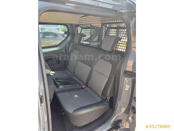 Sahibinden Renault Express Combi 1.5 BlueDCI Touch 2024 Model 