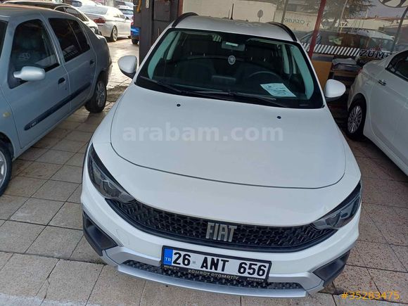 Galeriden Fiat Egea Cross 1.4 Fire Urban 2023 Model Eskişehir