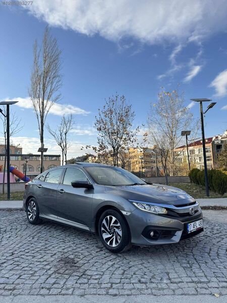 Galeriden Honda Civic 1.6i VTEC Eco Elegance 2018 Model Ankara 171.000 km Füme