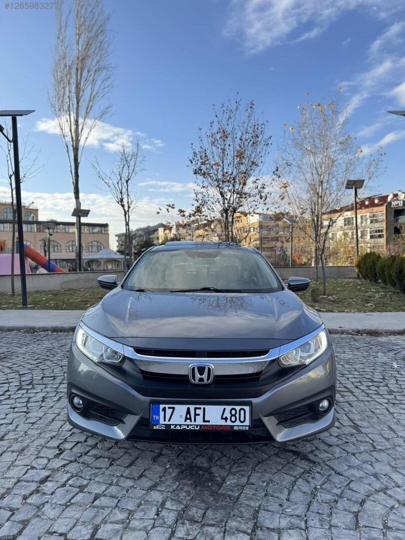 Galeriden Honda Civic 1.6i VTEC Eco Elegance 2018 Model Ankara 171.000 km Füme 2